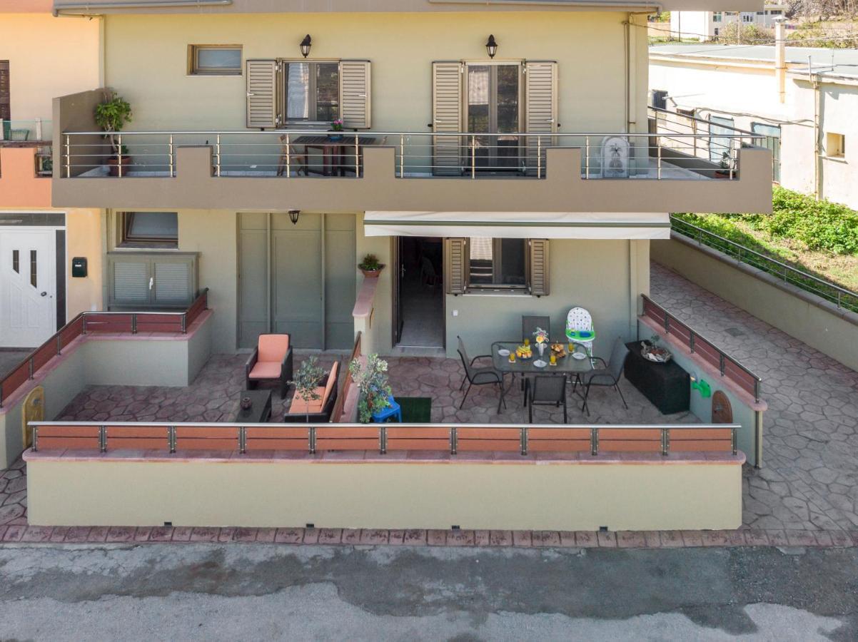 Floral Beach Apt With Lux Extras & Special Treats Kolymbari Exterior photo